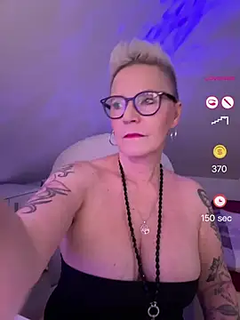 German Milf online show from 06-11-26, 01:20