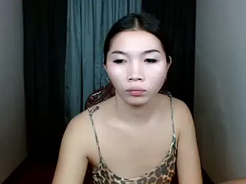 Snapshot of ursexy_allison69 chatting on 05-30-26, 10:51 ursexy allison69 online show from 05-30-26, 10:51