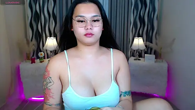 Snapshot of Ella_Fantasiax chatting on 10-13-25, 07:14 Ella Fantasiax online show from 10-13-25, 07:14