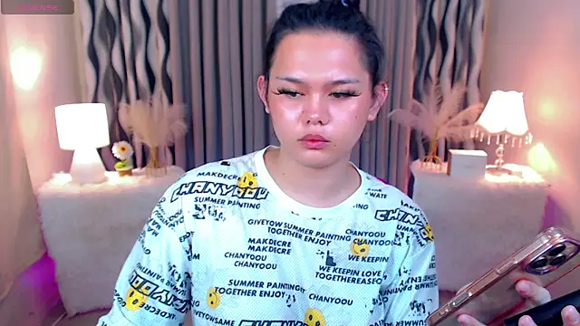 Snapshot of Ella_Fantasiax chatting on 10-30-25, 07:47 Ella Fantasiax online show from 10-30-25, 07:47