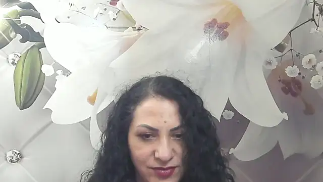 Snapshot of SweetArtemis chatting on 03-20-25, 12:19 SweetArtemis online show from 03-20-25, 12:19