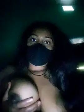 Shristiprakash0 online show from 12-26-24, 07:13