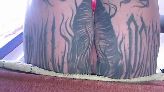 SLOPPYTITSS online show from 11-04-25, 02:49