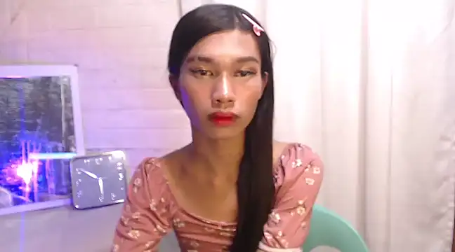 Snapshot of ToKeNa chatting on 01-23-25, 07:00 ToKeNa online show from 01-23-25, 07:00