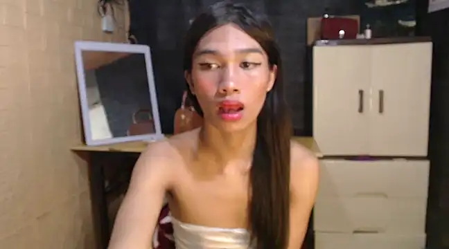 Snapshot of ToKeNa chatting on 02-02-25, 05:15 ToKeNa online show from 02-02-25, 05:15