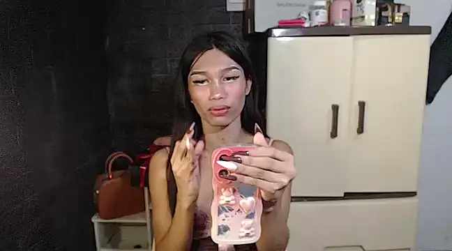 Snapshot of ToKeNa chatting on 02-16-25, 05:48 ToKeNa online show from 02-16-25, 05:48