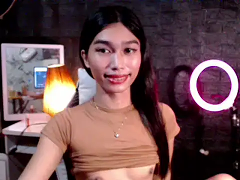Snapshot of ToKeNa chatting on 03-15-25, 12:47 ToKeNa online show from 03-15-25, 12:47