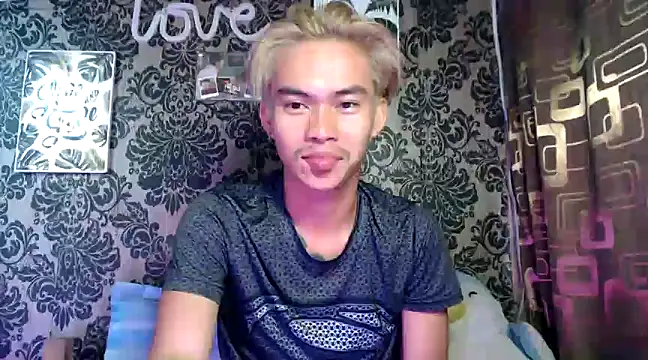 Snapshot of asianpatt69 chatting on 12-02-24, 10:45 asianpatt69 online show from 12-02-24, 10:45