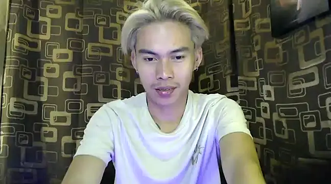 Snapshot of asianpatt69 chatting on 12-10-24, 06:33 asianpatt69 online show from 12-10-24, 06:33