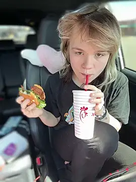 Cutiepiespanks online show from 03-18-26, 05:38