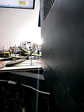 000002m online show from 10-24-25, 09:44