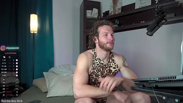 VIktorSecret online show from 10-02-25, 05:36