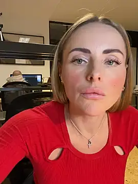 EmaSalis online show from 03-06-25, 07:32