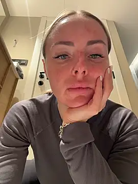 EmaSalis online show from 03-01-26, 04:42