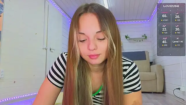 Misss Vikk online show from 03-29-26, 10:04