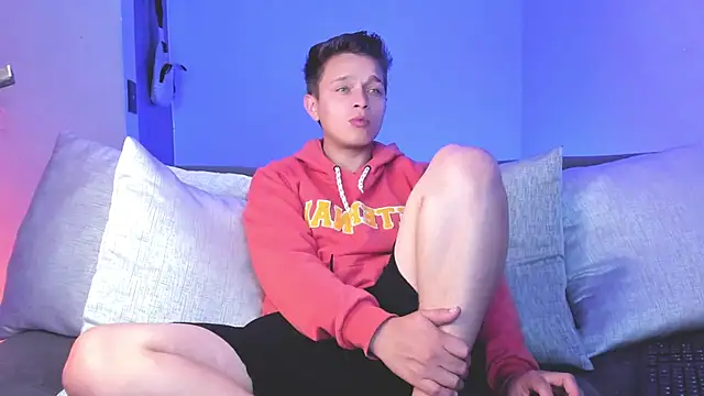 Snapshot of Tim_wolf chatting on 02-21-25, 04:51 Tim wolf online show from 02-21-25, 04:51