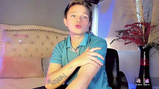 Snapshot of Tim_wolf chatting on 09-16-25, 05:47 Tim wolf online show from 09-16-25, 05:47