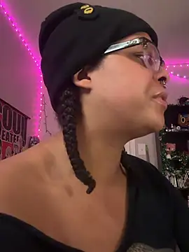 Snapshot of N1NT3NDH03 chatting on 01-07-26, 04:59 N1NT3NDH03 online show from 01-07-26, 04:59