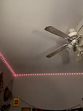 Snapshot of N1NT3NDH03 chatting on 02-25-26, 05:06 N1NT3NDH03 online show from 02-25-26, 05:06