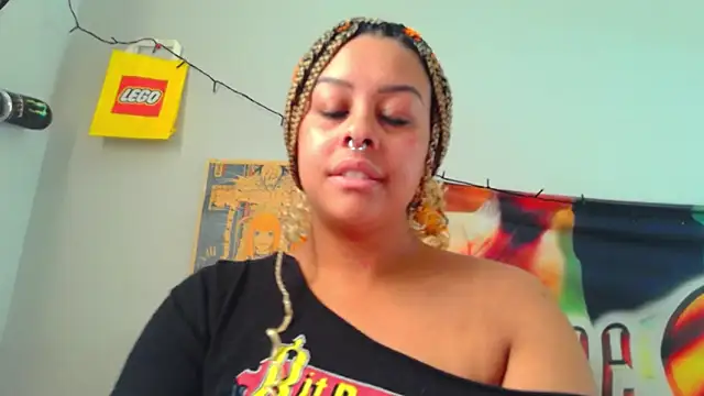 Snapshot of N1NT3NDH03 chatting on 02-27-26, 11:16 N1NT3NDH03 online show from 02-27-26, 11:16