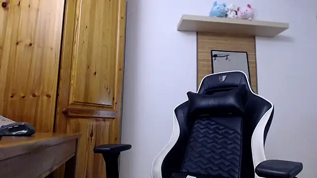 Lisakisss online show from 09-27-25, 06:51