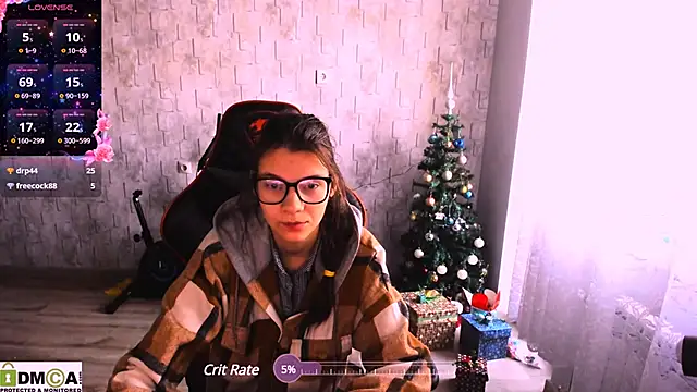 Snapshot of MollyLollipop chatting on 12-25-24, 05:37 MollyLollipop online show from 12-25-24, 05:37