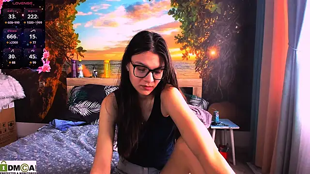 Snapshot of MollyLollipop chatting on 01-10-25, 05:47 MollyLollipop online show from 01-10-25, 05:47
