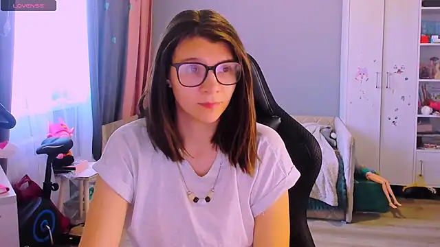 MollyLollipop online show from 06-01-26, 02:46