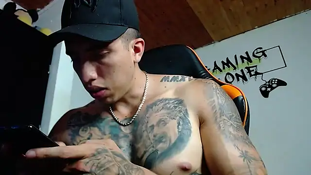 Adam Hudsond online show from 02-06-25, 10:53