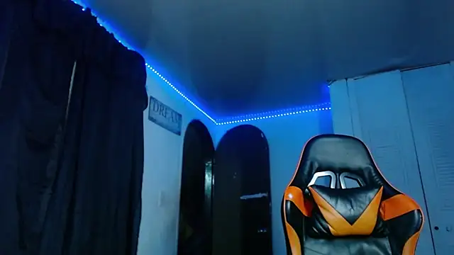 Adam Hudsond online show from 10-04-25, 03:48