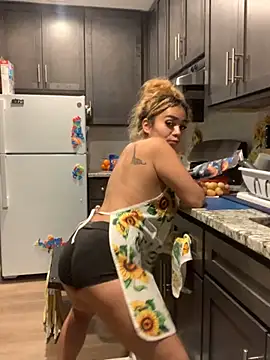 Sexxxyluna28 online show from 12-28-24, 11:37