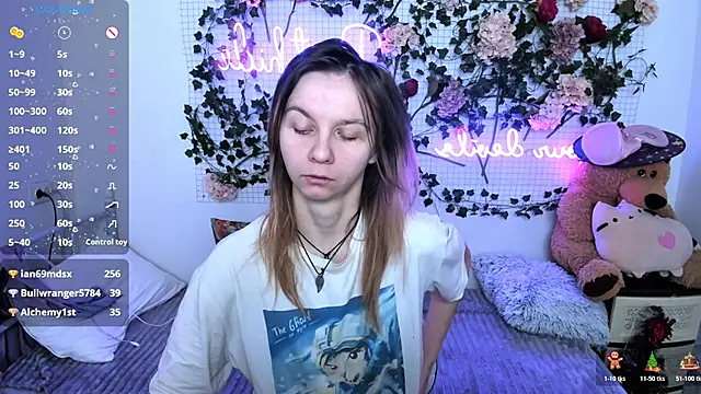 Snapshot of Bell_a_mi_ chatting on 01-10-26, 02:41 Bell a mi online show from 01-10-26, 02:41