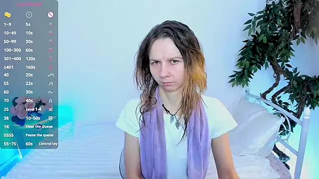 Snapshot of Bell_a_mi_ chatting on 02-28-26, 02:34 Bell a mi online show from 02-28-26, 02:34