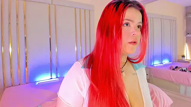 Snapshot of Saekohofman chatting on 02-20-25, 04:07 Saekohofman online show from 02-20-25, 04:07