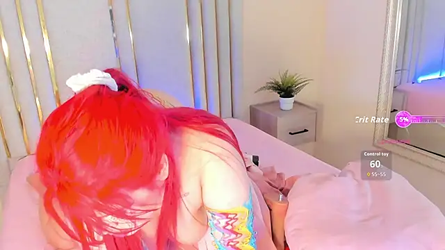 Snapshot of Saekohofman chatting on 09-14-25, 04:22 Saekohofman online show from 09-14-25, 04:22