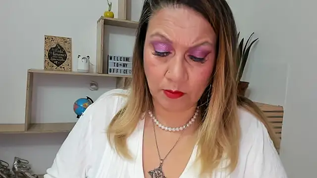 yayita mature online show from 10-09-25, 01:09