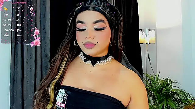 Snapshot of Alexandra_Hornny chatting on 03-24-26, 08:08 Alexandra Hornny online show from 03-24-26, 08:08