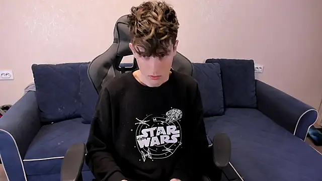 Snapshot of James_Mills chatting on 10-15-25, 07:14 James Mills online show from 10-15-25, 07:14