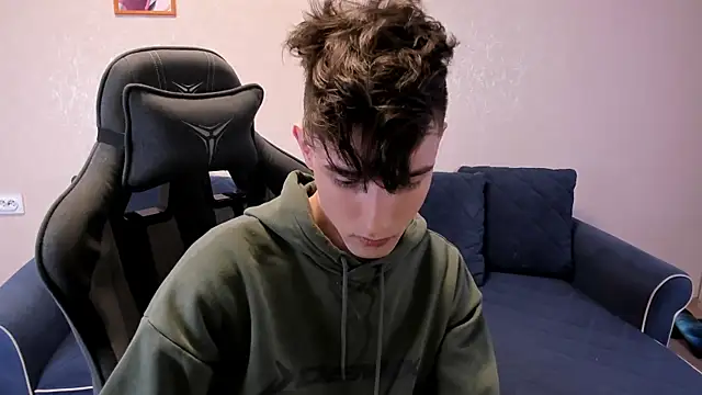 Snapshot of James_Mills chatting on 10-25-25, 06:35 James Mills online show from 10-25-25, 06:35