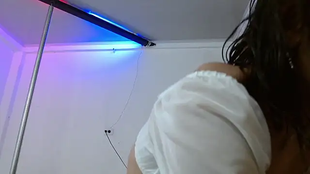 Snapshot of Martina1369 chatting on 02-11-26, 02:11 Martina1369 online show from 02-11-26, 02:11