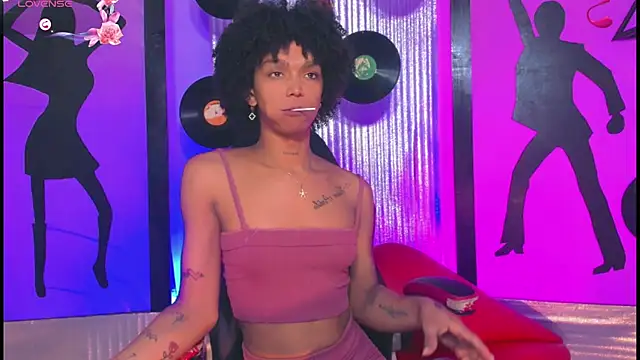 nickyminach  online show from 07-20-26, 07:38