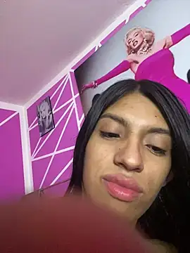 Snapshot of Ortegakim chatting on 02-08-25, 09:15 Ortegakim online show from 02-08-25, 09:15