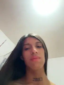 Snapshot of Ortegakim chatting on 10-08-25, 01:31 Ortegakim online show from 10-08-25, 01:31