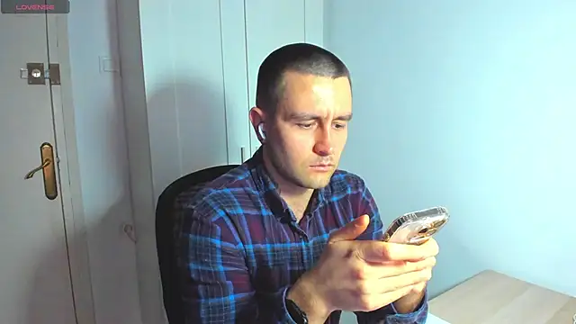 HonestAndrew online show from 01-16-25, 01:25