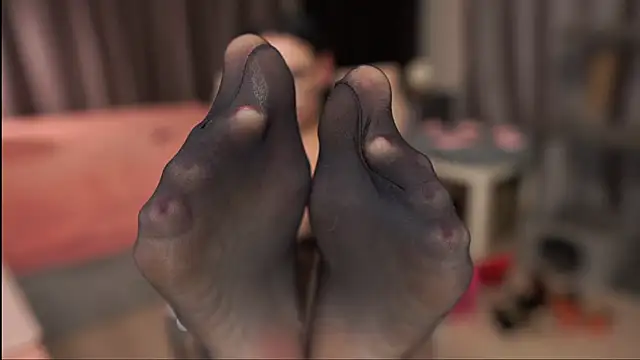 show must goon  online show from 09-27-25, 05:07