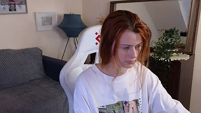 doll lesli online show from 02-07-25, 02:26