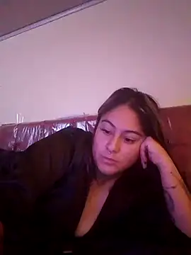 Snapshot of Juanavic chatting on 01-25-25, 02:36 Juanavic online show from 01-25-25, 02:36