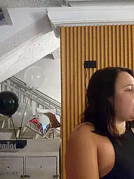 Snapshot of LizzRouse chatting on 02-07-26, 12:31 LizzRouse online show from 02-07-26, 12:31