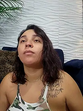 Snapshot of LizzRouse chatting on 02-28-26, 12:39 LizzRouse online show from 02-28-26, 12:39