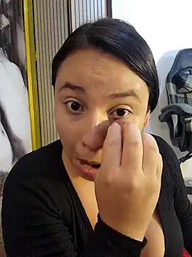 Snapshot of LizzRouse chatting on 03-03-26, 08:26 LizzRouse online show from 03-03-26, 08:26